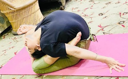 Celebrating India's 78th Independence Day with Yoga Instructor Naghma Khan