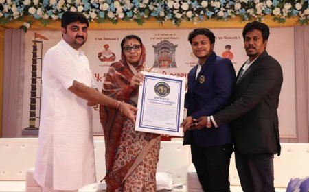 Paliyad Dhwaja Stambha Sets World Record for Tallest Flagpole with Elevator