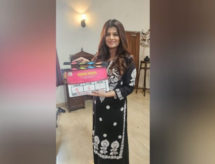 Prajakta Shinde Productions Announces The Muhurat Of New Web Series “Mera Aaina”